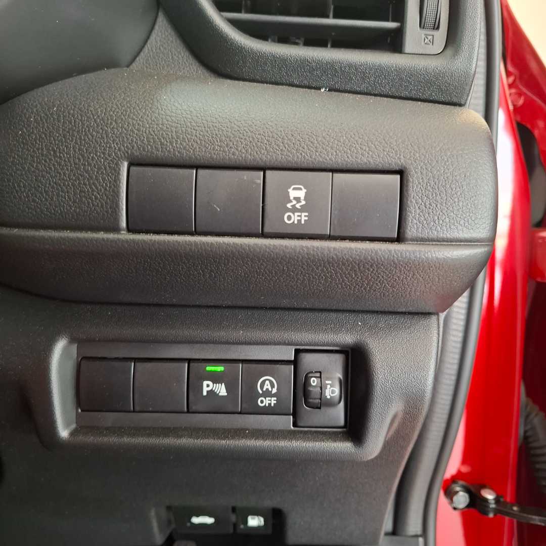 Photo 16 of 25