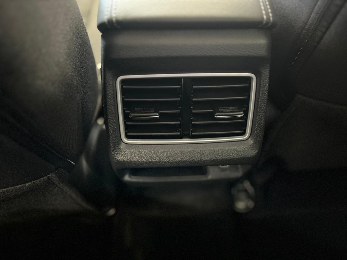 Photo 8 of 20