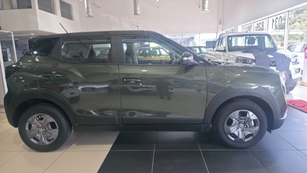 Photo 4 of 16