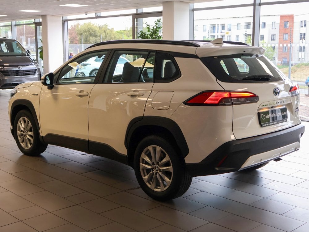 Photo 9 of 28