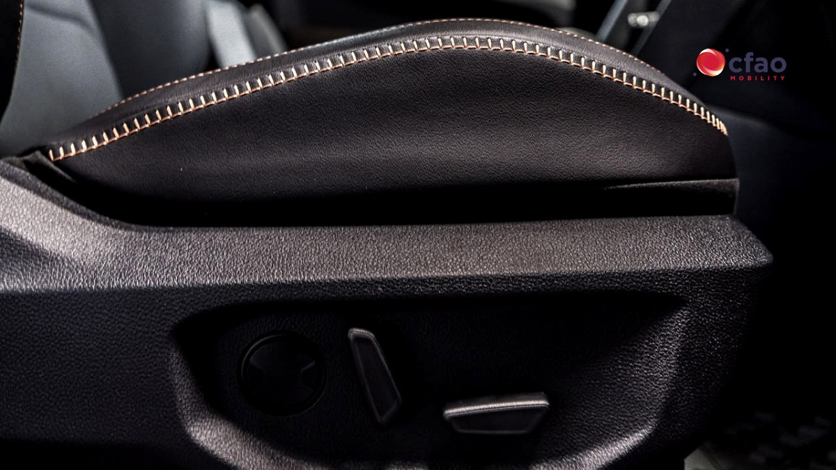 Photo 10 of 25