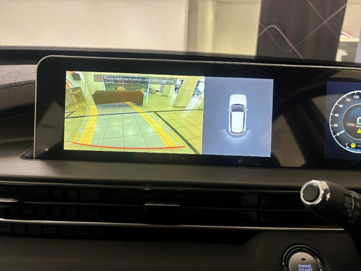 Photo 12 of 16