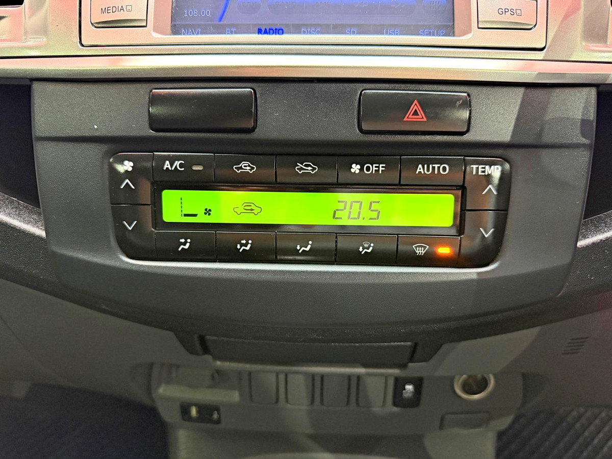Photo 18 of 23