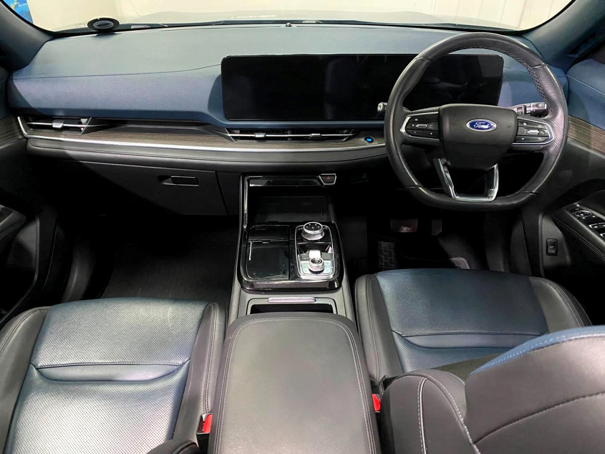 Photo 9 of 15