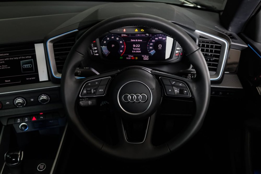 Photo 18 of 20