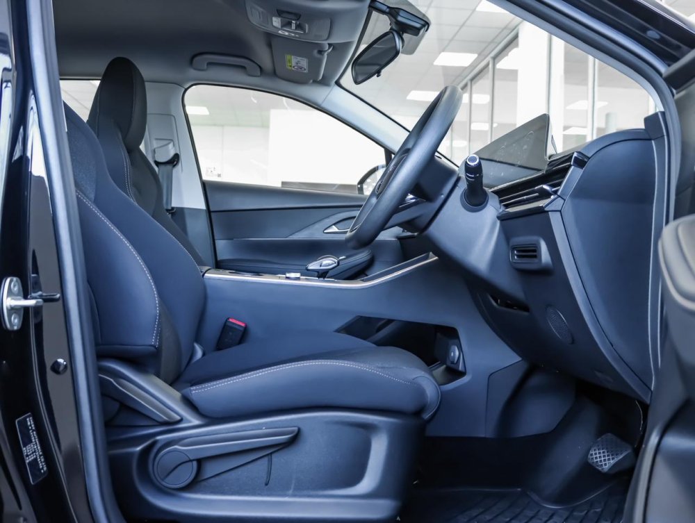 Photo 10 of 26