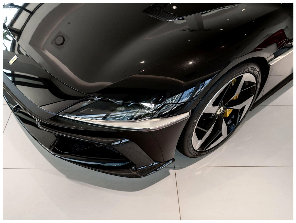 Photo 10 of 24