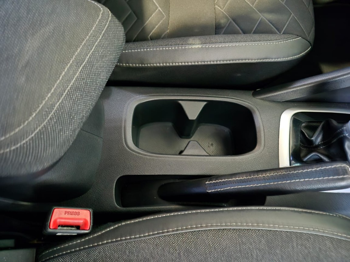 Photo 12 of 18