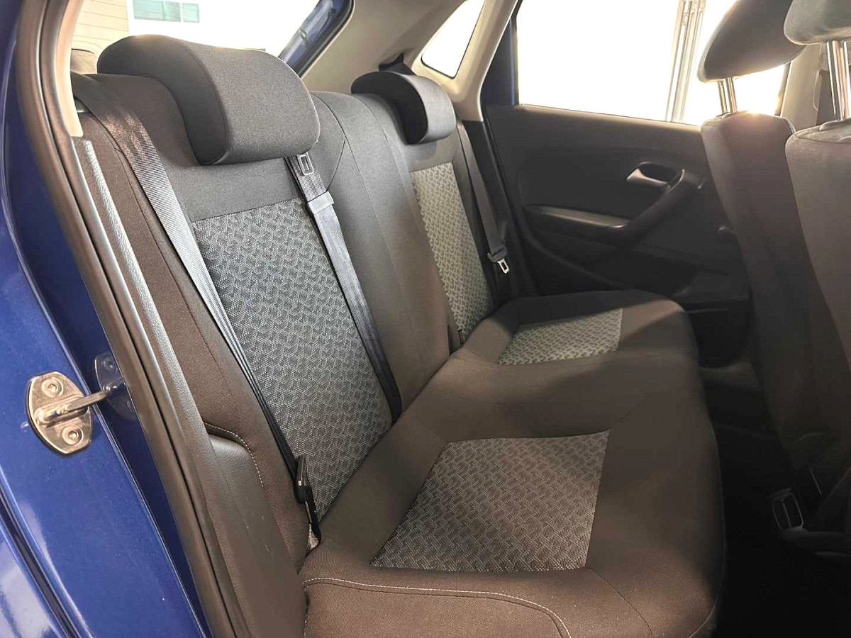 Photo 17 of 20
