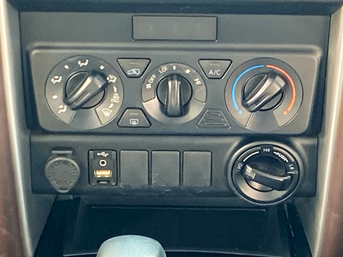 Photo 17 of 25
