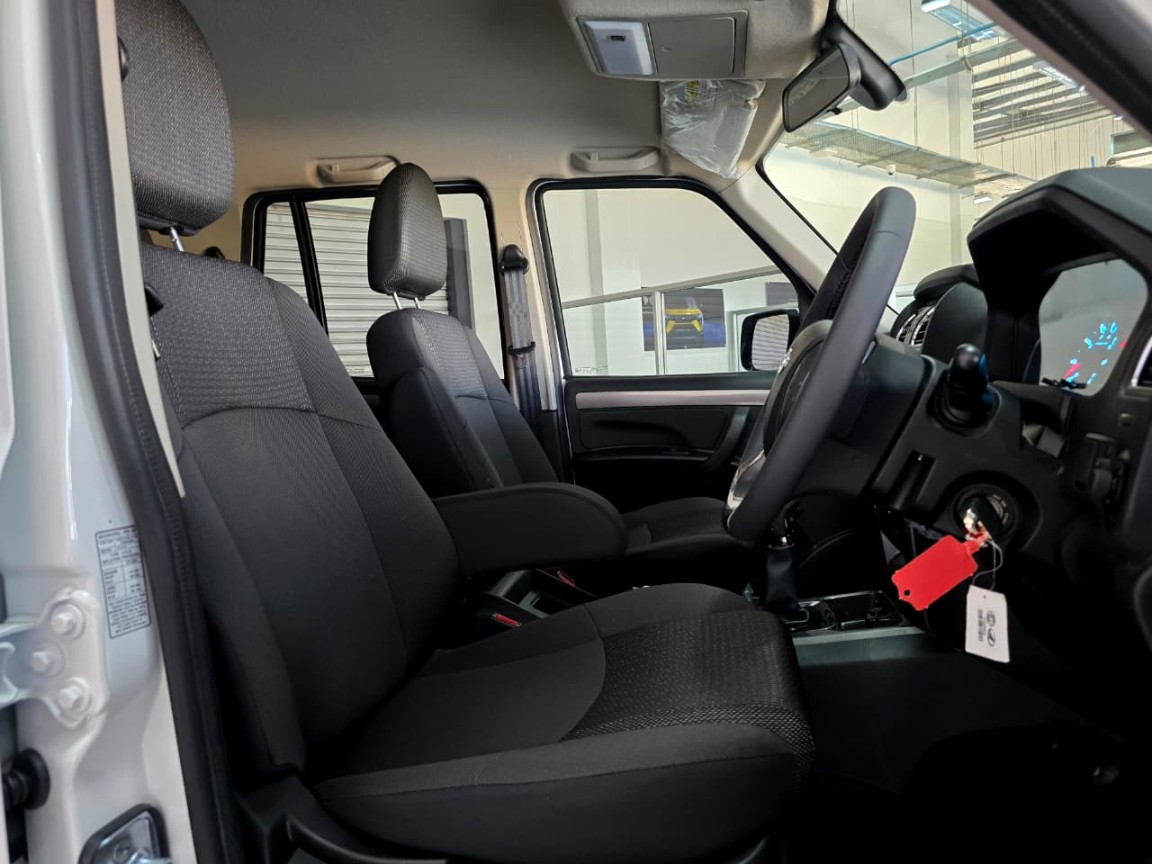 Photo 11 of 23