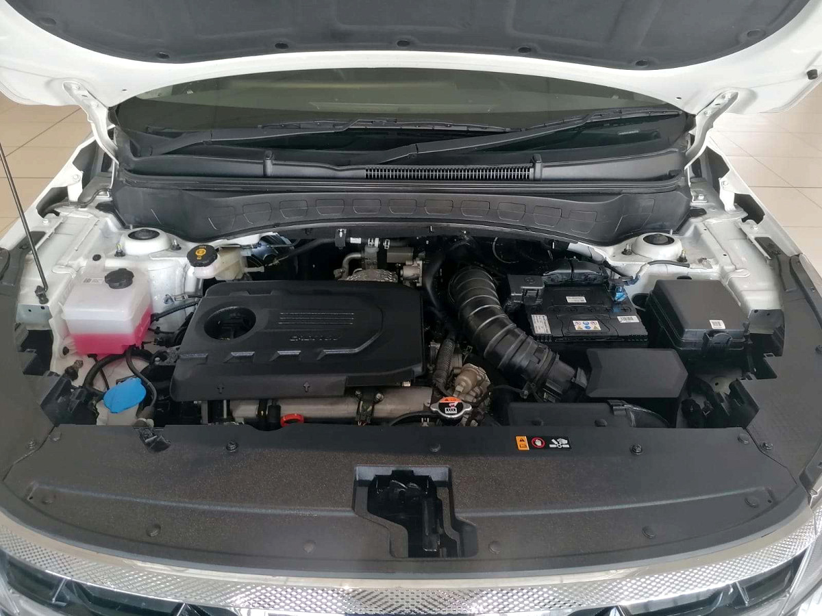 Photo 9 of 20