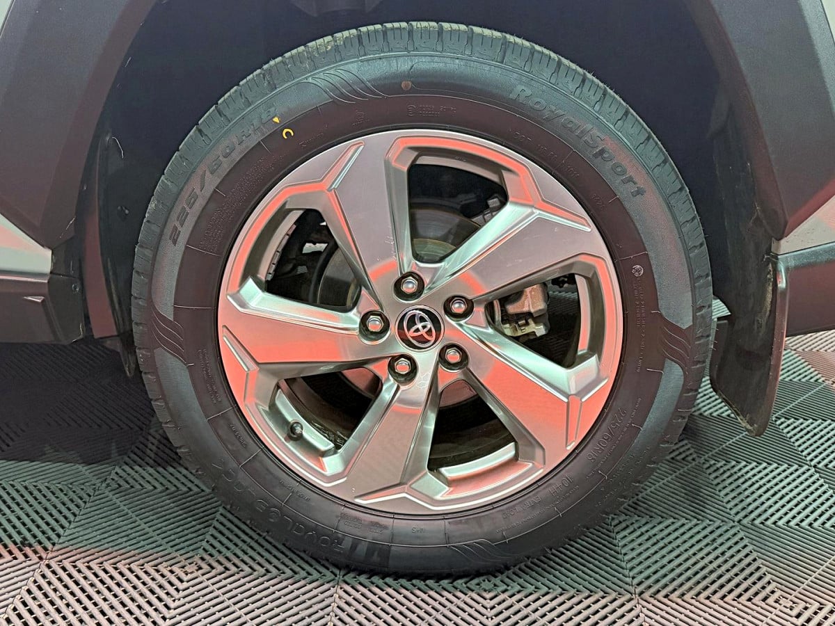 Photo 11 of 22