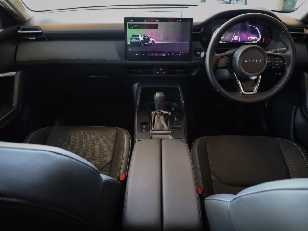 Photo 15 of 23