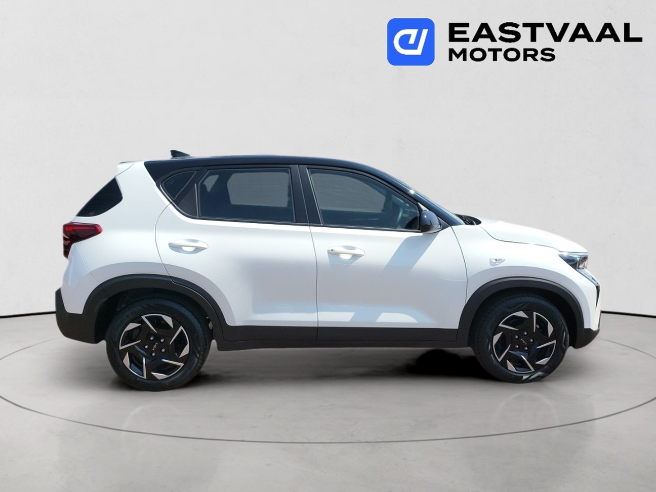 Photo 8 of 20