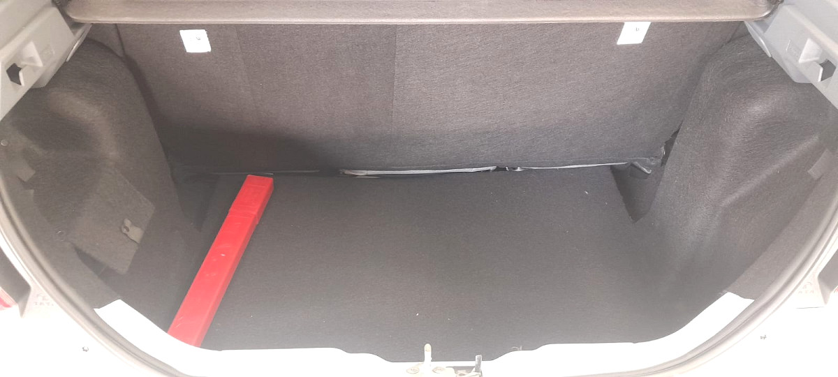 Photo 26 of 28