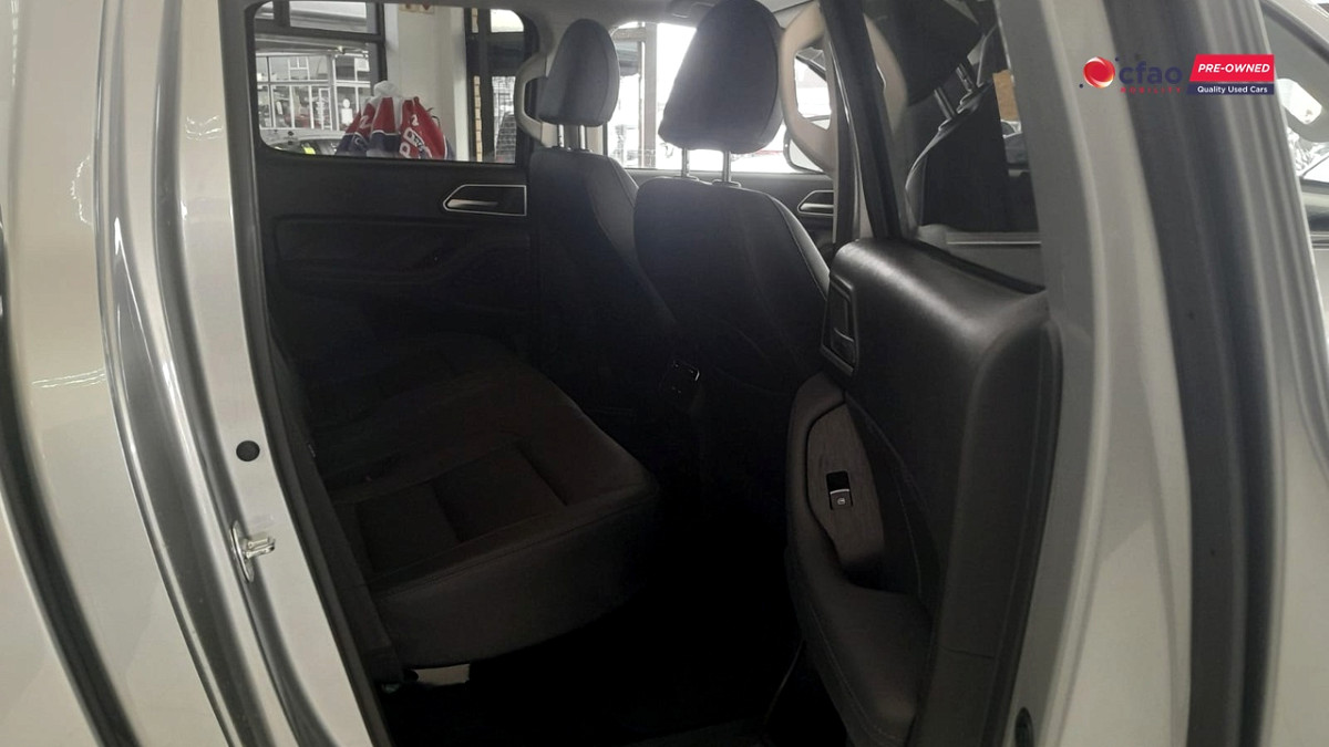 Photo 9 of 32