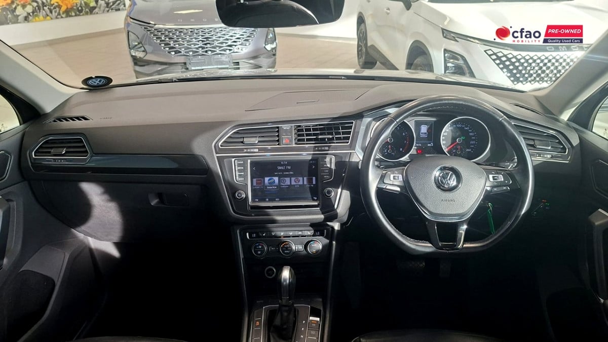 Photo 12 of 25