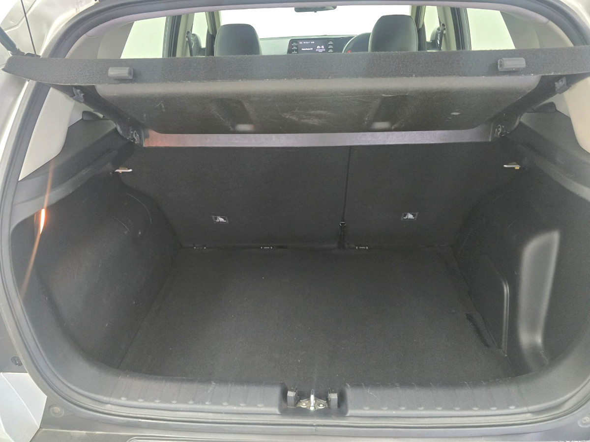 Photo 20 of 23