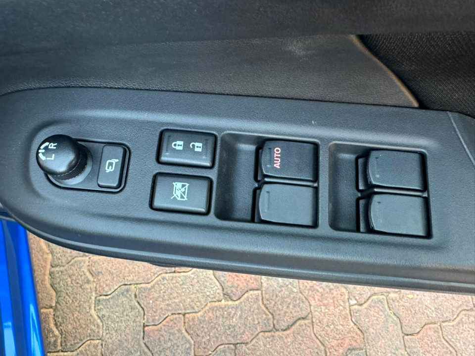 Photo 12 of 20