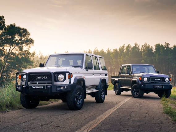Land Cruiser 76 Series Image