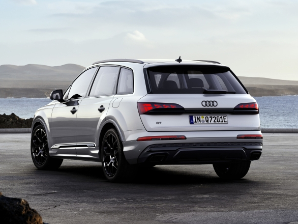 Q7 Image