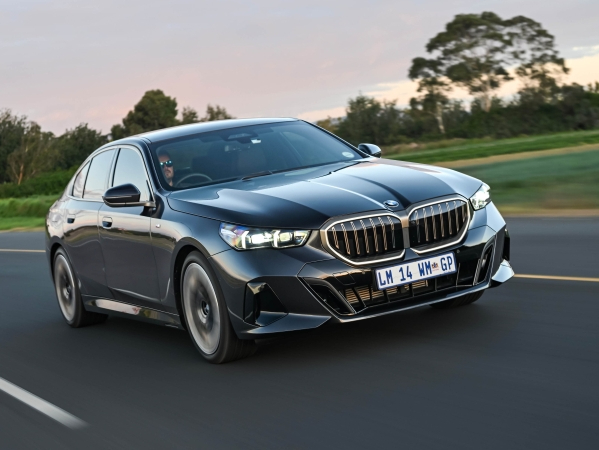5 Series Image